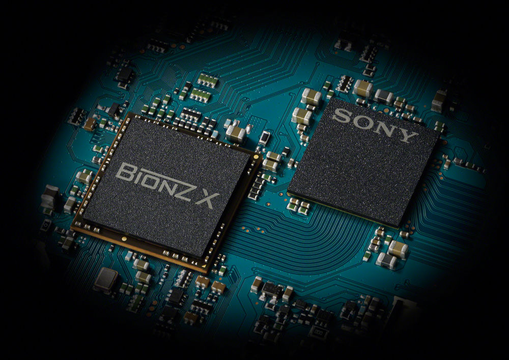 The BIONZ X chip powers the FDR-AX100's image processing and enables XAVC S 4K recording
